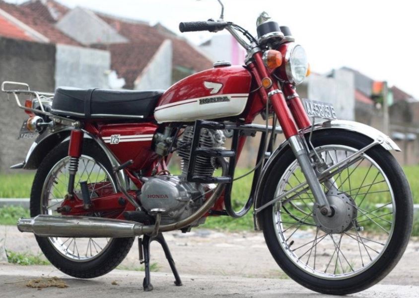Pertimbangan Sebelum Mengambil Motor Clasic