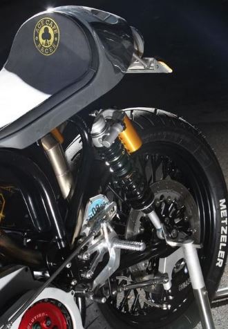 contoh jokdan slebor belakang kafe recer