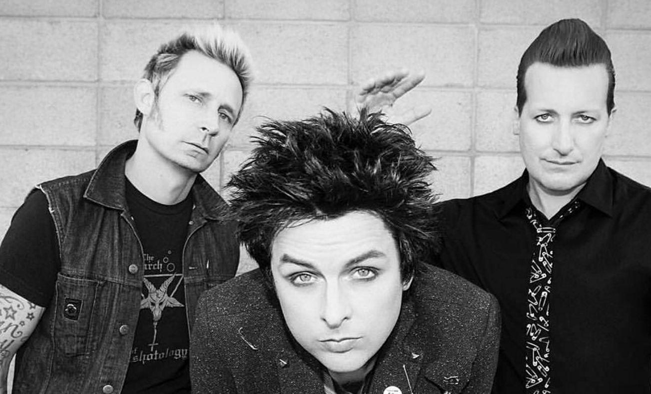 Green Day Rilis Video Baru "Still Breathing"