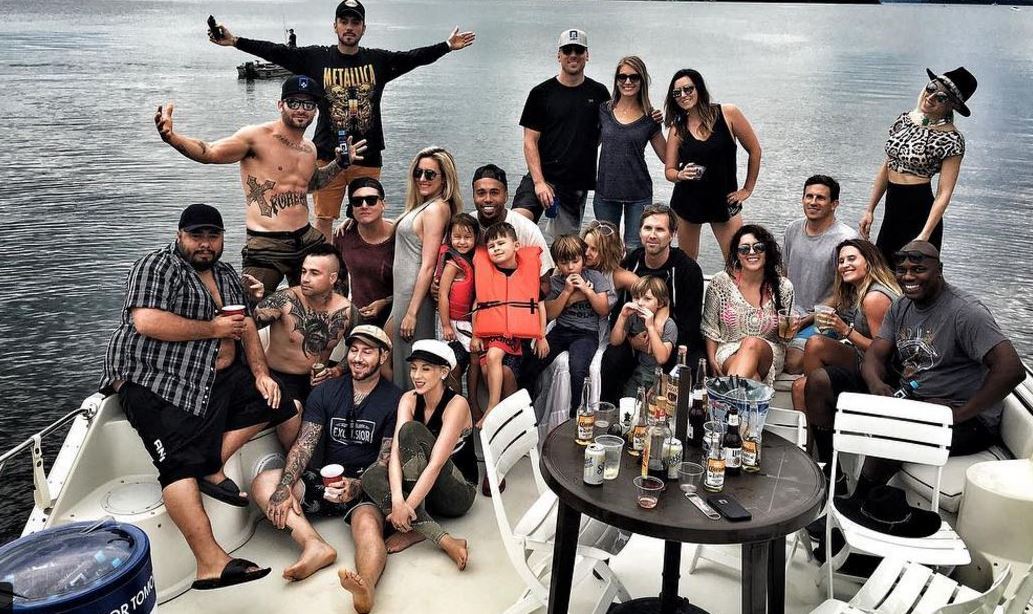 keluarga avenged sevenfold