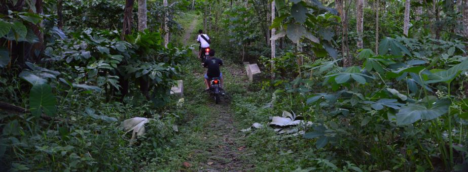 kondisi jalan curug guwung