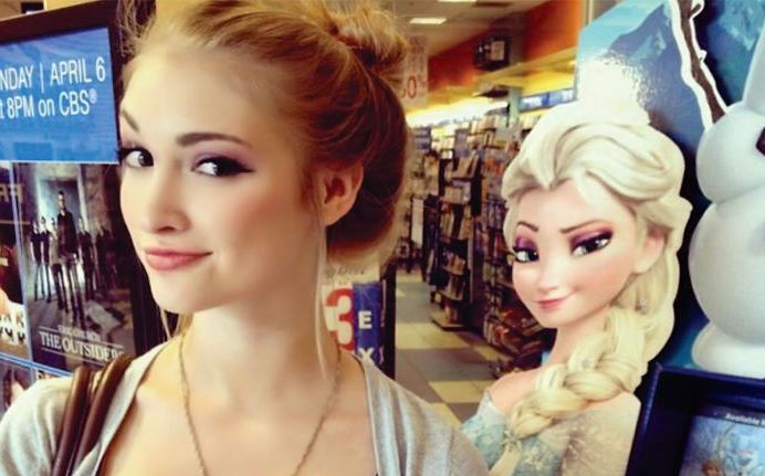 mirip-frozen-elsa