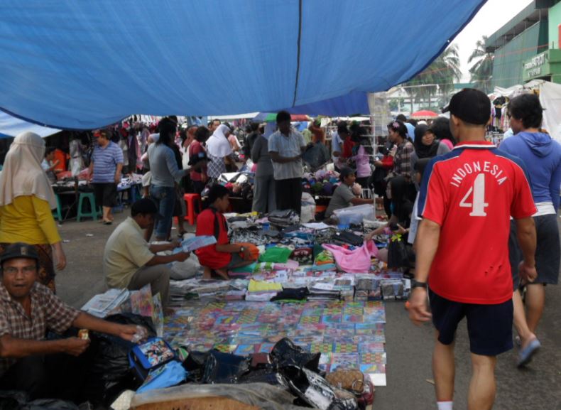 olah raga atau jajan gor bekasi
