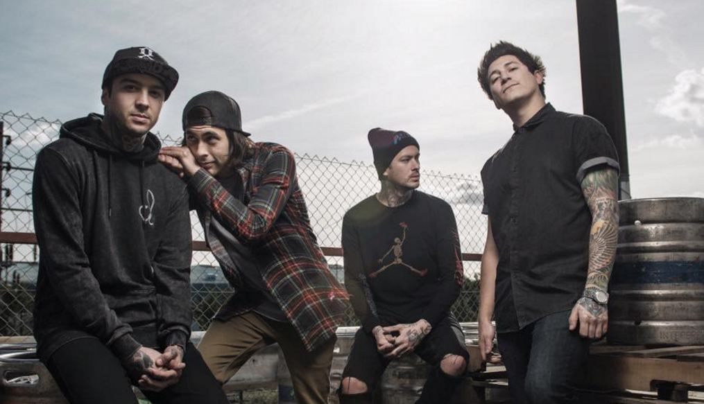 Pierce The Veil Bagikan Video Untuk Fans "Dive In"