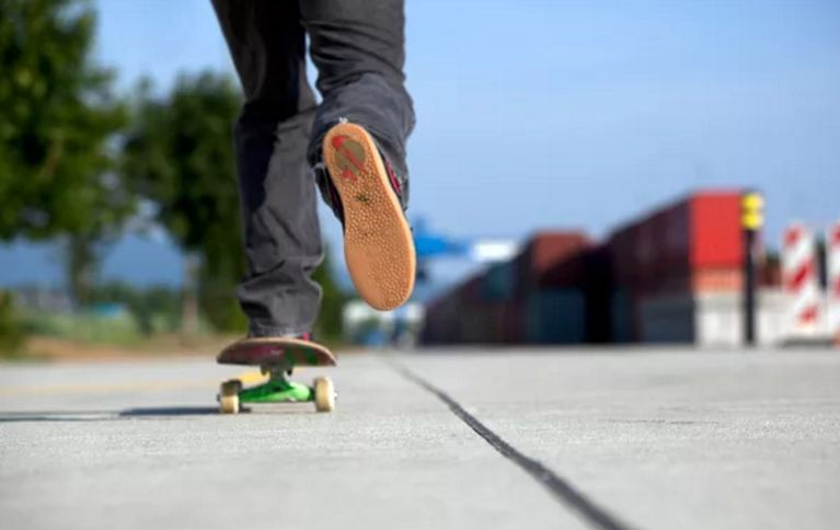 powell-skateboard