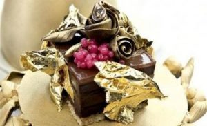 9 Benda Berlapis Emas! Bikin Kamu Syok!