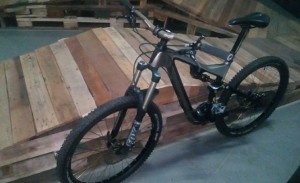sepeda mtb specialized hitam