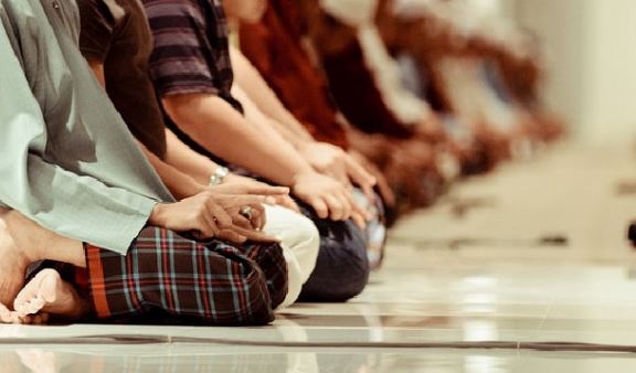 Rajin Sholat Tapi Suka Mabuk! Apa Ia Masuk Surga?