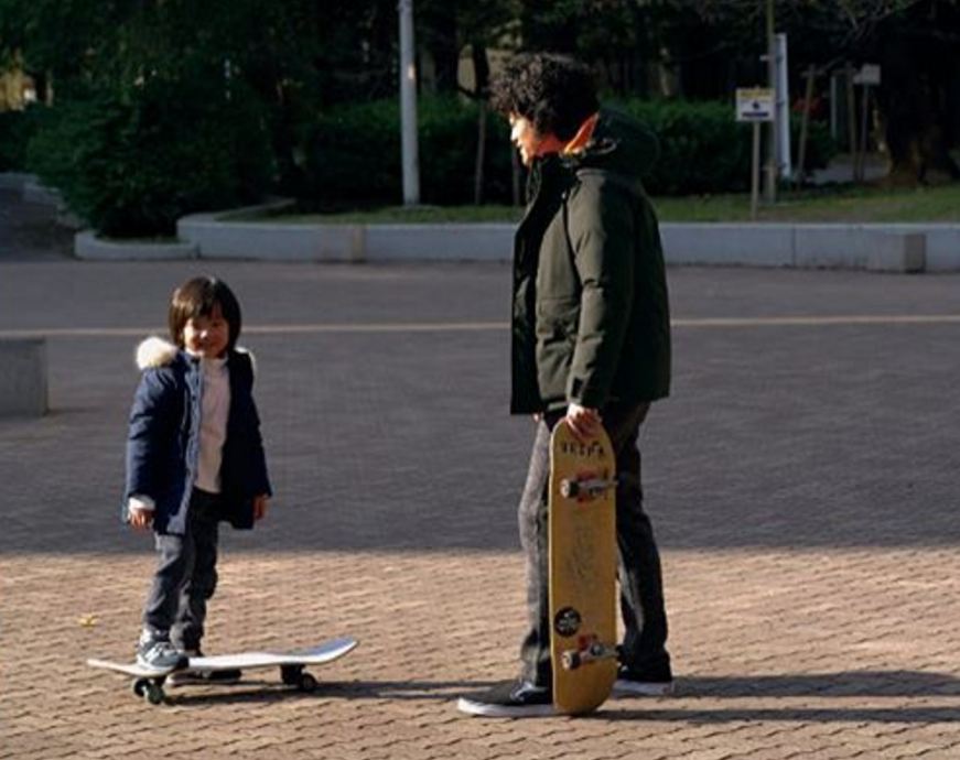 Papan Luncur: Perbedaan Skateboard dan Longboard