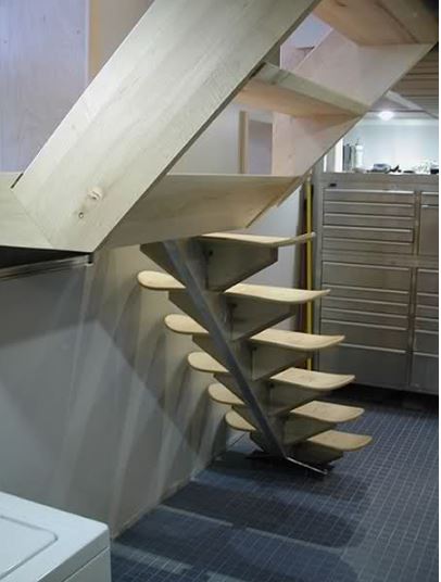 tangga dari papan sakeboard