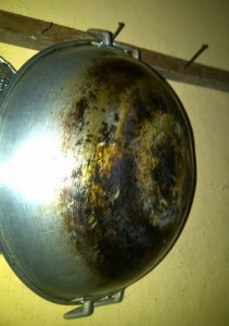 Cara Agar Pantat Panci Tidak Hitam